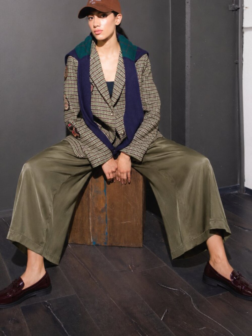 Satin Viscose Wide Leg Minimalist Classic Olive Culottes US 10